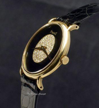 Piaget 18K Yellow Gold Oval Lady Onyx & Diamond Dial 9822 Manual Wind Watch - The Vintage Concept