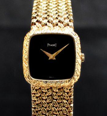 Piaget 18K Yellow Gold Onyx Stone Dial Manual Wind 9902D2 - The Vintage Concept